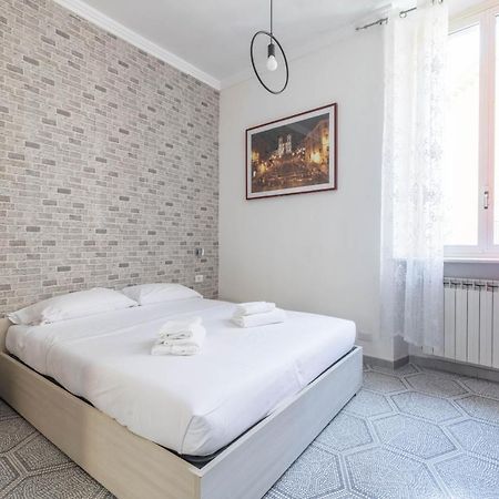 Vg Piazza Navona 5 Stelle Montecitorio Room Рим Экстерьер фото